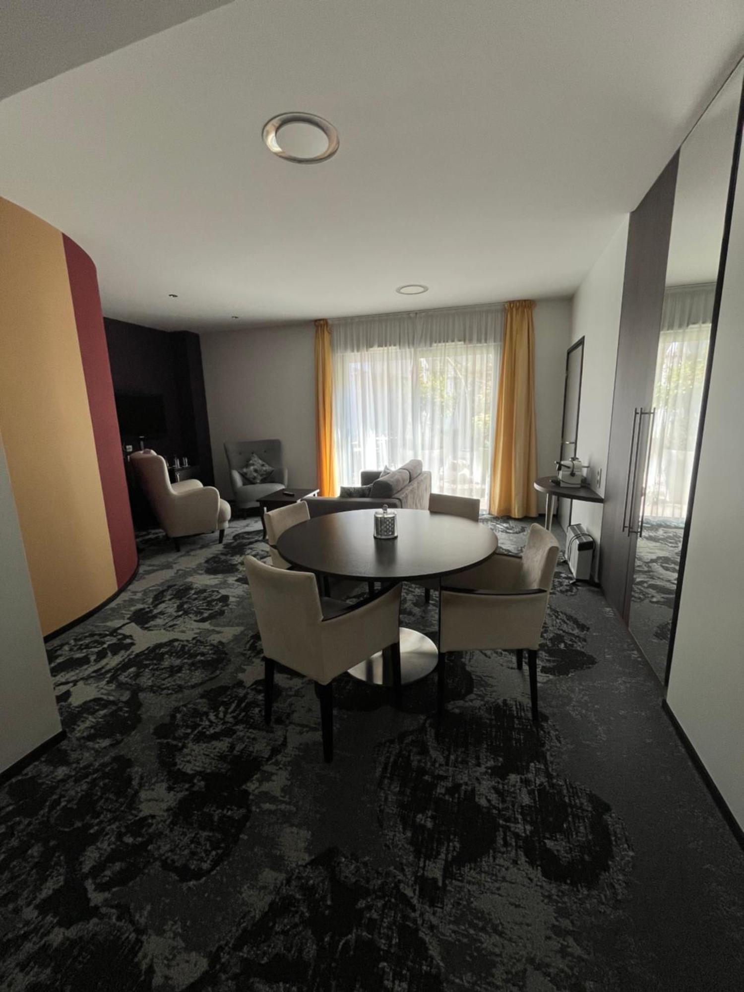 Prestige Suite,1742607244:JPEG